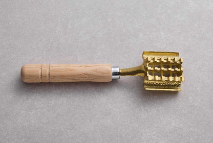 Fish Scaler Bronze Double Wing - M