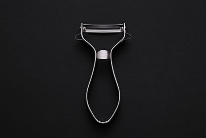 Japanese Curved Peeler