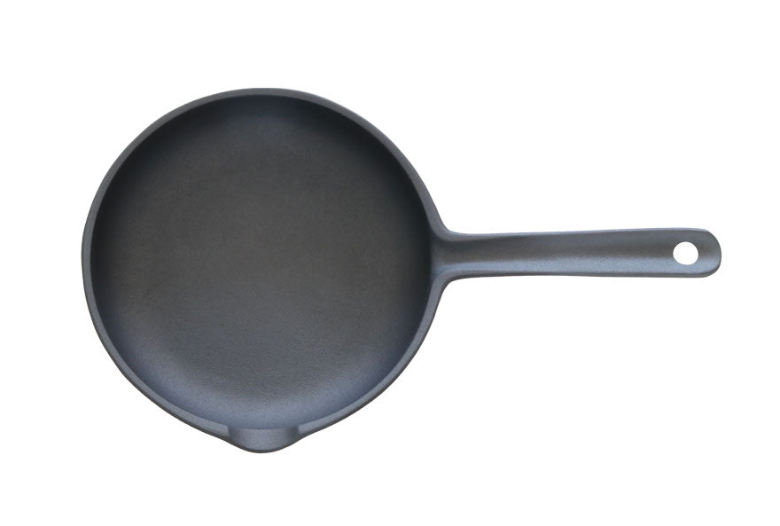 Japanese cast iron frying pan – AKAZUKI